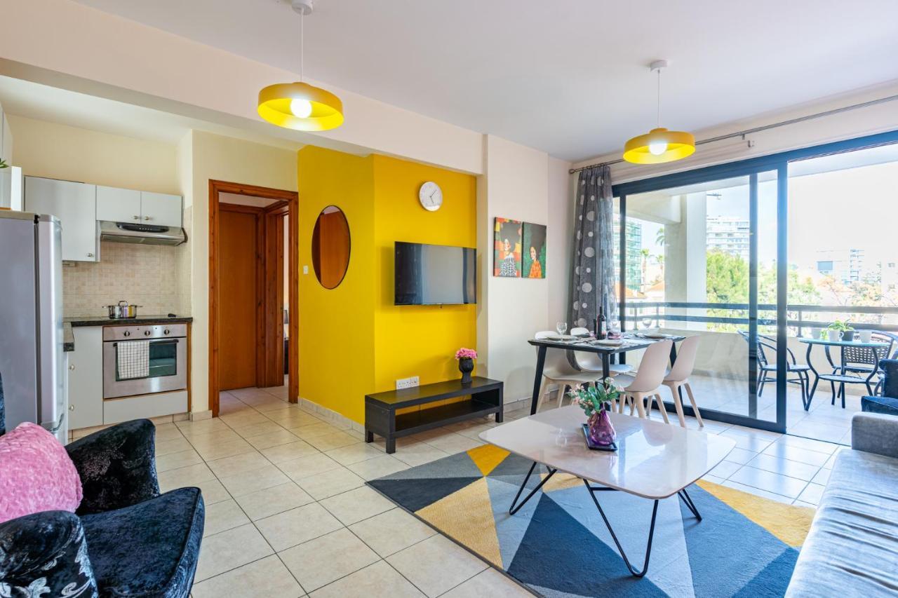 Freya 1-Bedroom Apartment In Ларнака Екстер'єр фото